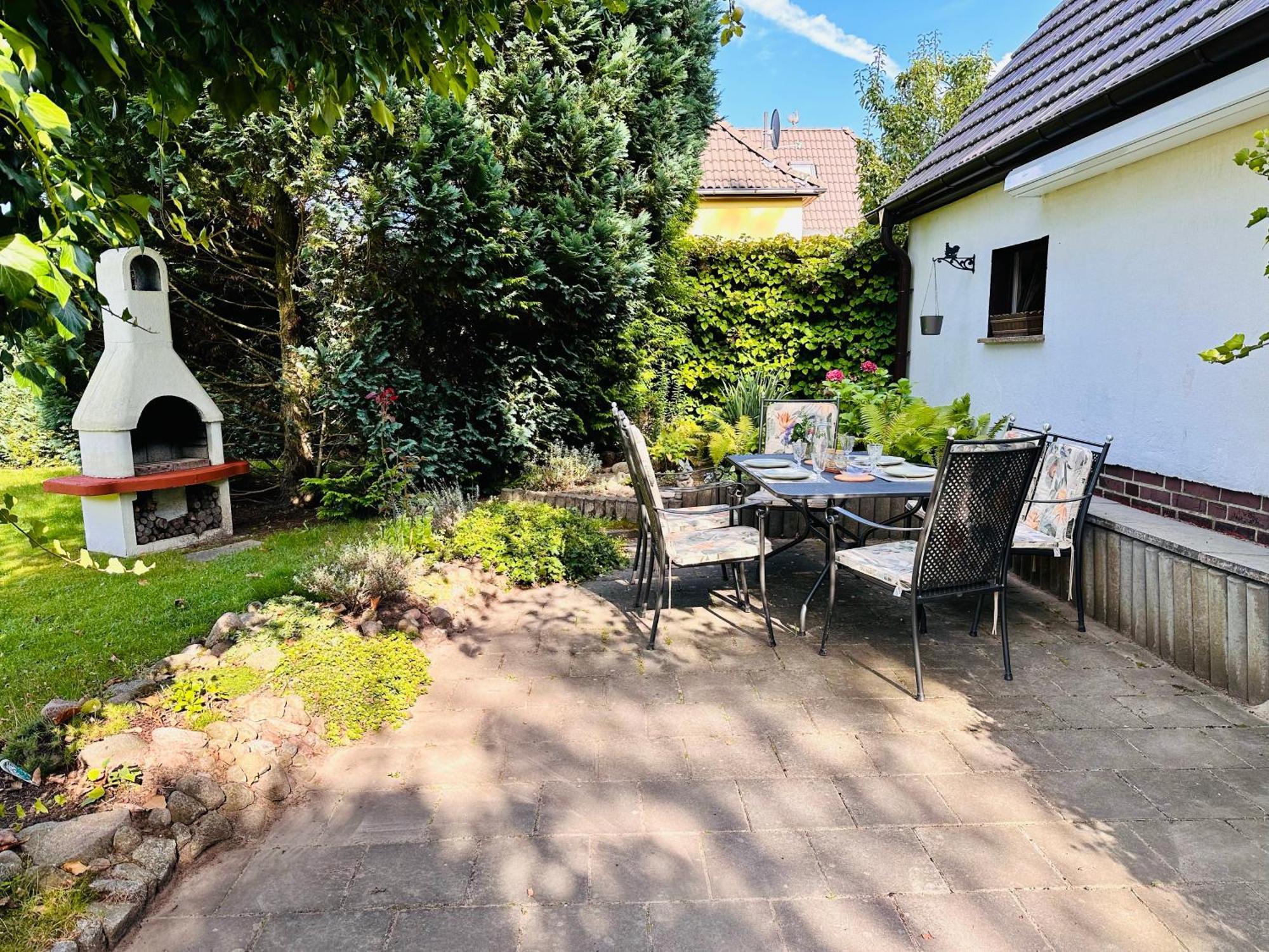 Perfekte Auszeit - Charmantes Ferienhaus Neuenhagen Bei Berlin Buitenkant foto